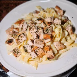 Chicken Fettuccine Alfredo