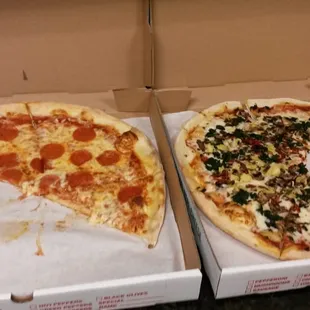 Pepperoni and lite capri :)