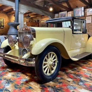 1925 Series 11A Boattail