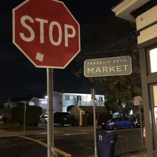Do shop at the stop n&apos; shop