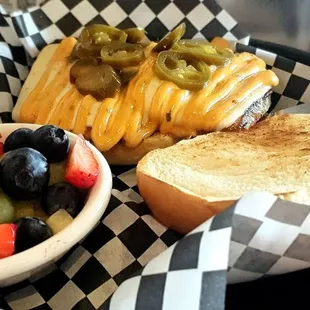 Kickin&apos; Chicken sammie