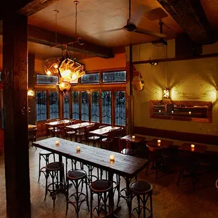 community table franklin820