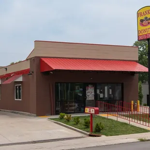 he front of the restaurant