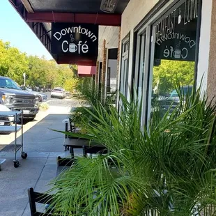 Outside view of Frank&apos;s Downtown Café. Seating outside is available.