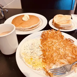 Basic breakfast with side of Pancakes