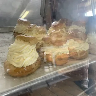 creme puffs!