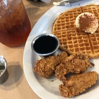 Famous Jr. Plate