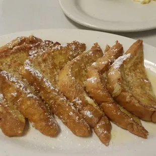 French toast doesn't come with no sides