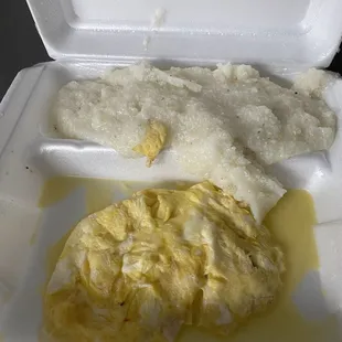 Scrambled eggs (2) &amp; grits