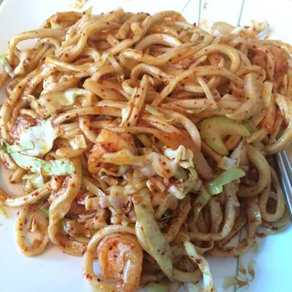 Stir fried noodles with shrimp