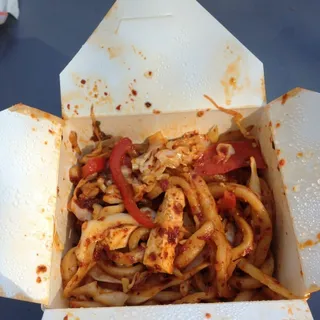Stir fried noodles with tofu