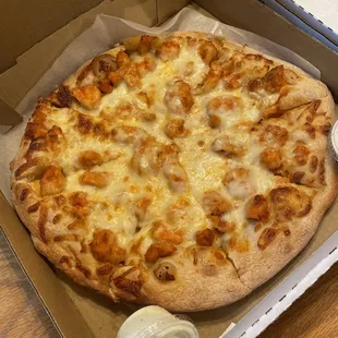 Medium Buffalo Chicken Pizza with Ranch