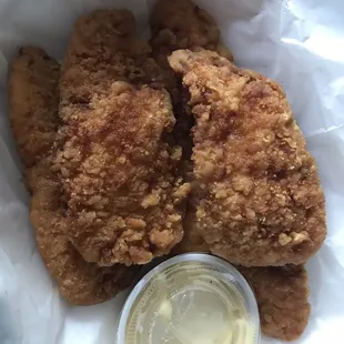 Chicken tenders w/ honey mustard