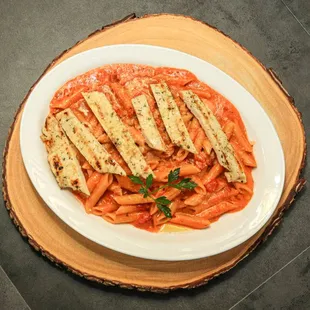 Penne A La Vodka w/Chicken
