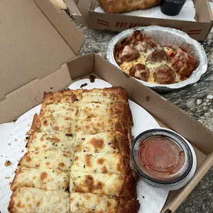 Cheesy Garlic Sticks