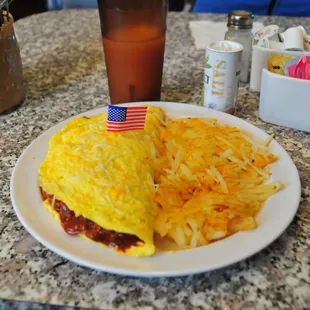 O11: Firehouse Chili Omelet with Onions