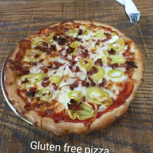 This is excellent gluten free pizza. I don&apos;t need it, personally but it was delicious.