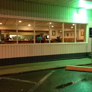 Open on a Sunday - 5:00 AM