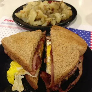 Ham &amp; Egg Sandwich &amp; Hash Browns