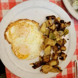 Eggs and home fries