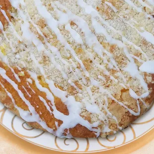 a coffee cake on a plate