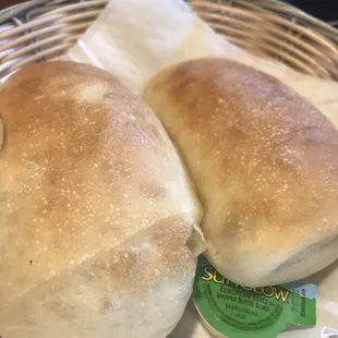 Bread that comes with meal