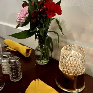  vase of flowers on a table