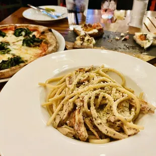 Bucatini Caciobufala e Pepe &amp; Lazzarella,.. Bruschetta in the background.