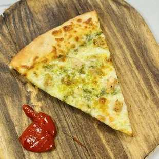 Chicken Pesto Pizza