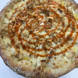 Buffalo chicken pizza with ranch as base
