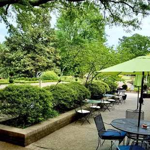 Fratelli&apos;s Upper Patio