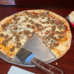 Delicious sausage pizza