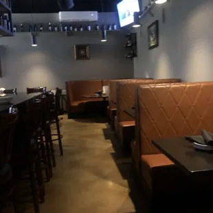 Ample space for the whole family and a beautiful bar!