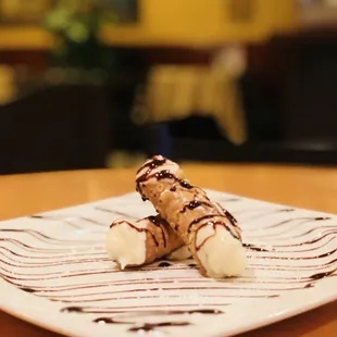 Get the Cannoli !!
