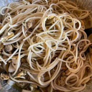 Pasta with Clam Sauce