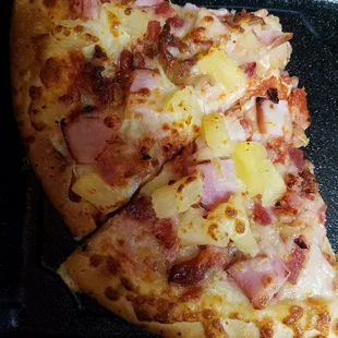 Pineapple and Ham pizza leftovers