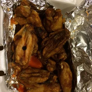 food, bbq chicken, fried chicken, poultry, chicken, chicken wings, chicken wings and fried chicken, fried chicken wings, bbq wings
