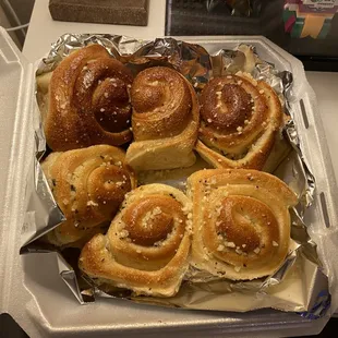 Garlic Knots