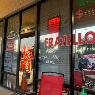 the outside of the restaurant