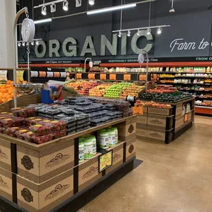 Most clean and organized fruit veggie section I&apos;ve ever seen!