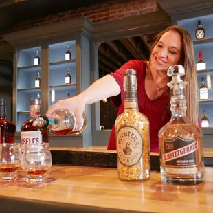 The Ready Set Go Bourbon Experience introduces you to Bourbon in a way that prepares you for your trip out on the Kentucky Bourbon Trail.