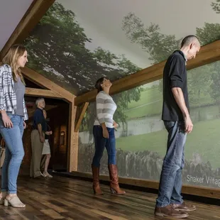 Spirit of Kentucky Exhibition show terrain and landmarks around Kentucky.