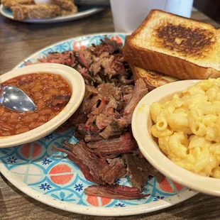 2 meat combo (pulled pork and brisket)