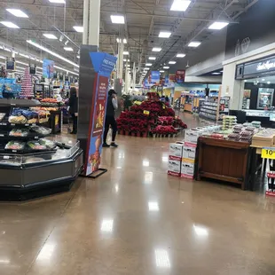 the inside of a grocery store