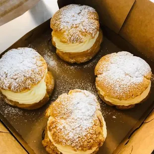 Elderflower Cream Puffs