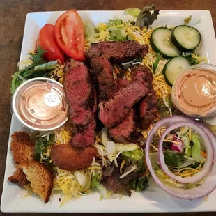 Steak salad