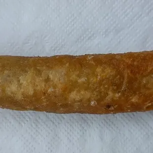 Freshly fried piece of beef lumpia