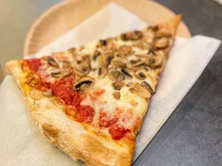 Made In New York Pizza