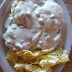 Biscuit n gravy