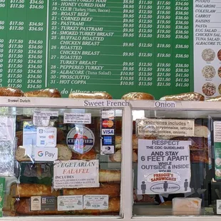 Menu sandwiches and sides